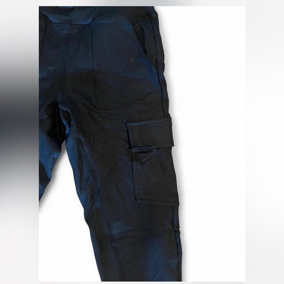 ECHT Black Leggings Streamlined Design - Picture 2 of 4